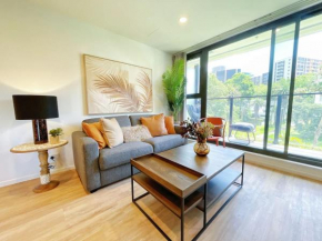 Amazing SkyTower & Park View - Parkside Living with AC